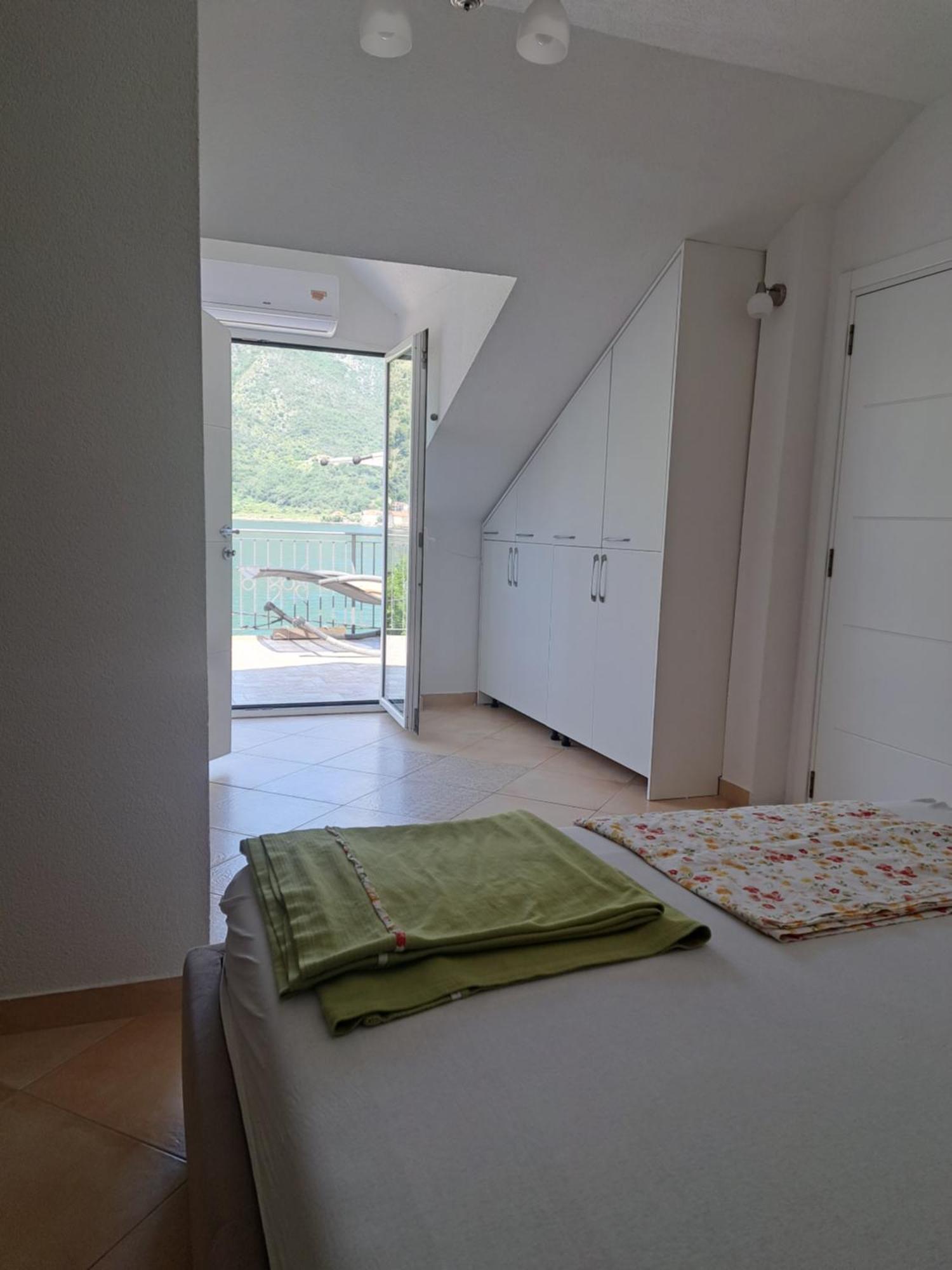 Apartments Pejanovic Котор Экстерьер фото